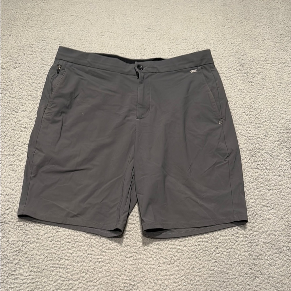 VUORI Meta Short Men's Gray Shorts size L